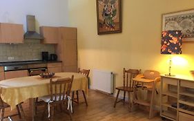 Zur Windrose Ferienwohnung An Der Windmuehle Labbus